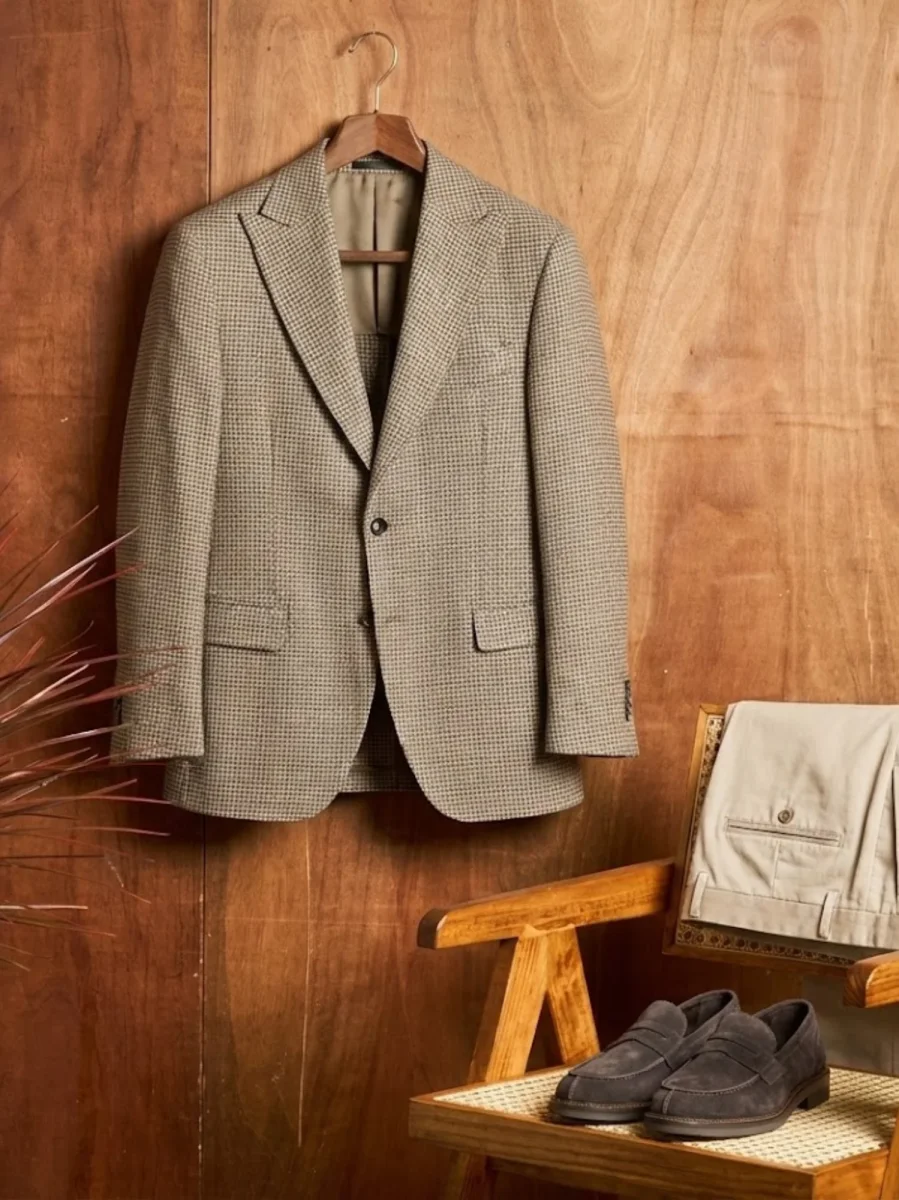 PANTALONE CON PENCES IN VELLUTO BURRO - immagine 8