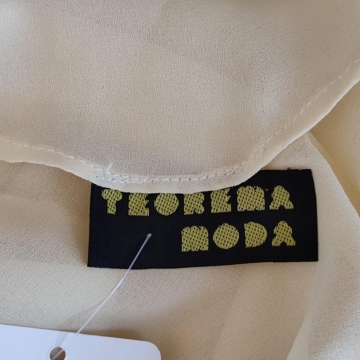 Camicia con mantellino - immagine 8