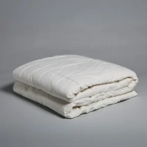 Trapunta Primula, in lana cardata, rivestimento in puro cotone