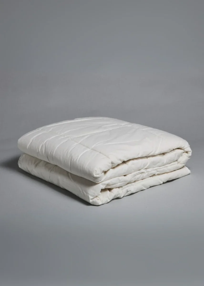 Trapunta Primula, in lana cardata, rivestimento in puro cotone