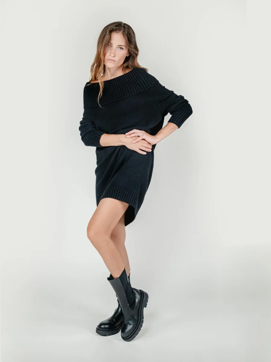 ABITO CORTO IN MAGLIA NERO