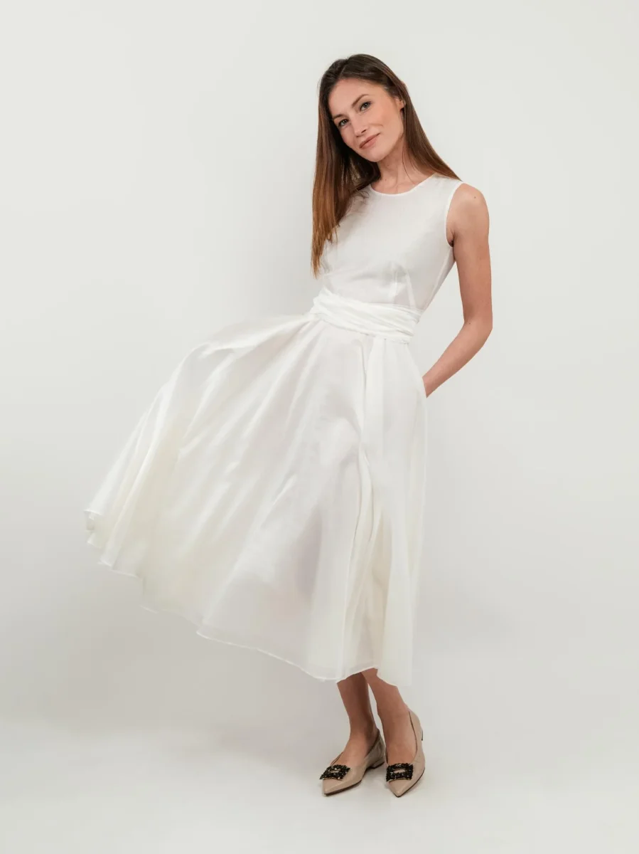 ABITO LUNGO BIANCO CON FUSCIACCA