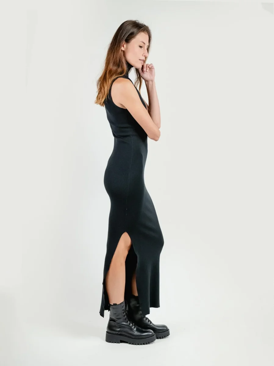 ABITO LUNGO SMANICATO IN MAGLIA NERO - immagine 3