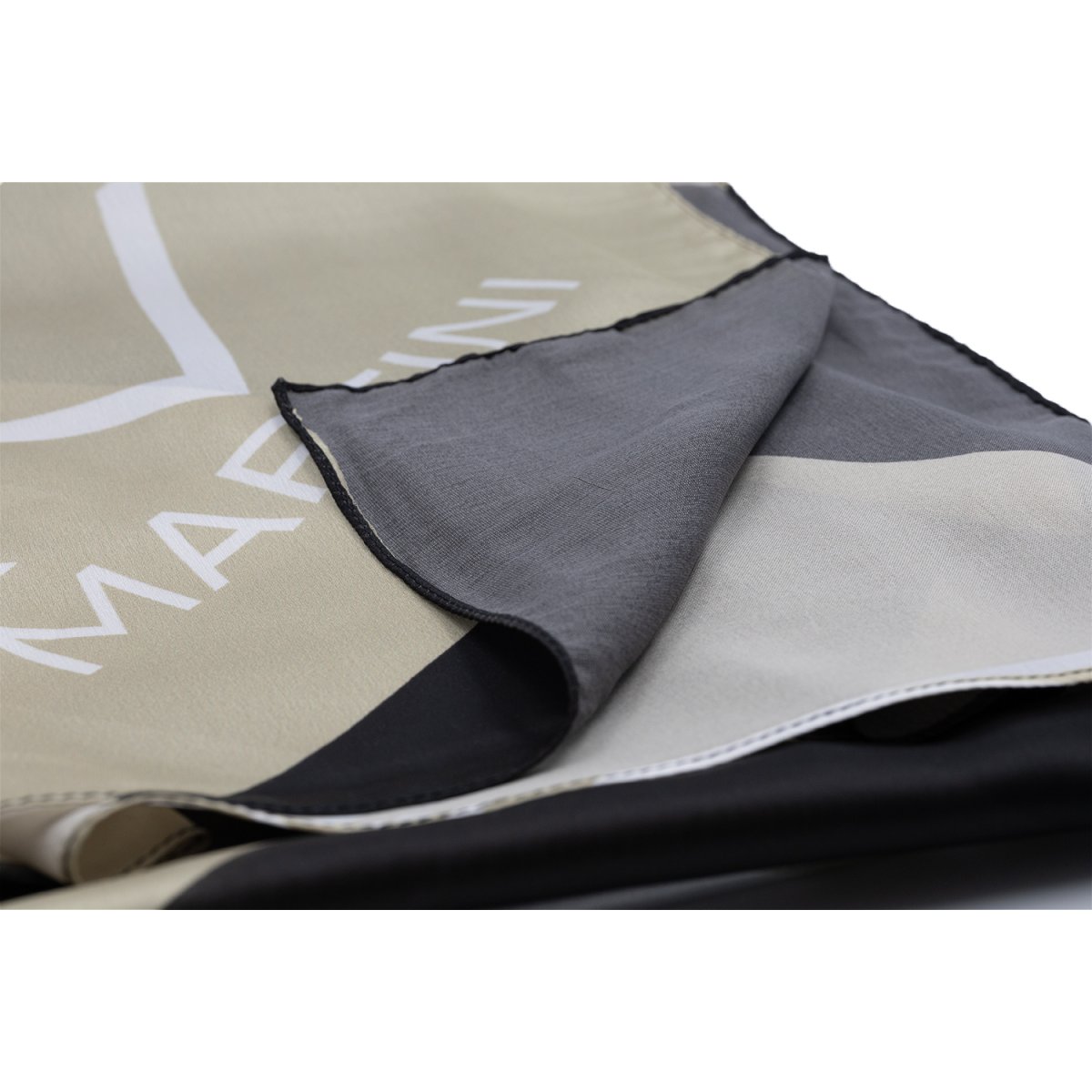 Foulard con riquadro ALV by Alviero Martini – ALA0072 - immagine 5