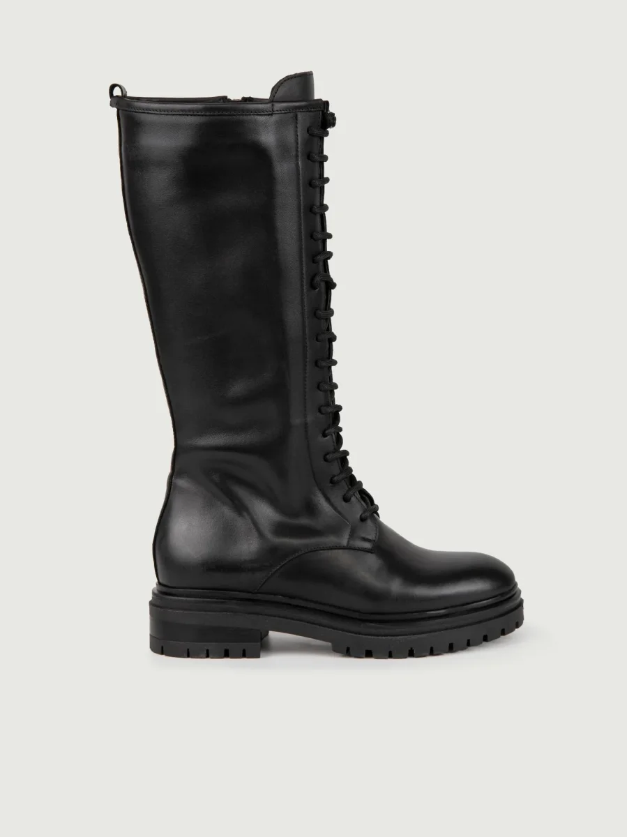 ANFIBIO ALTO IN PELLE NERA CON ZIP