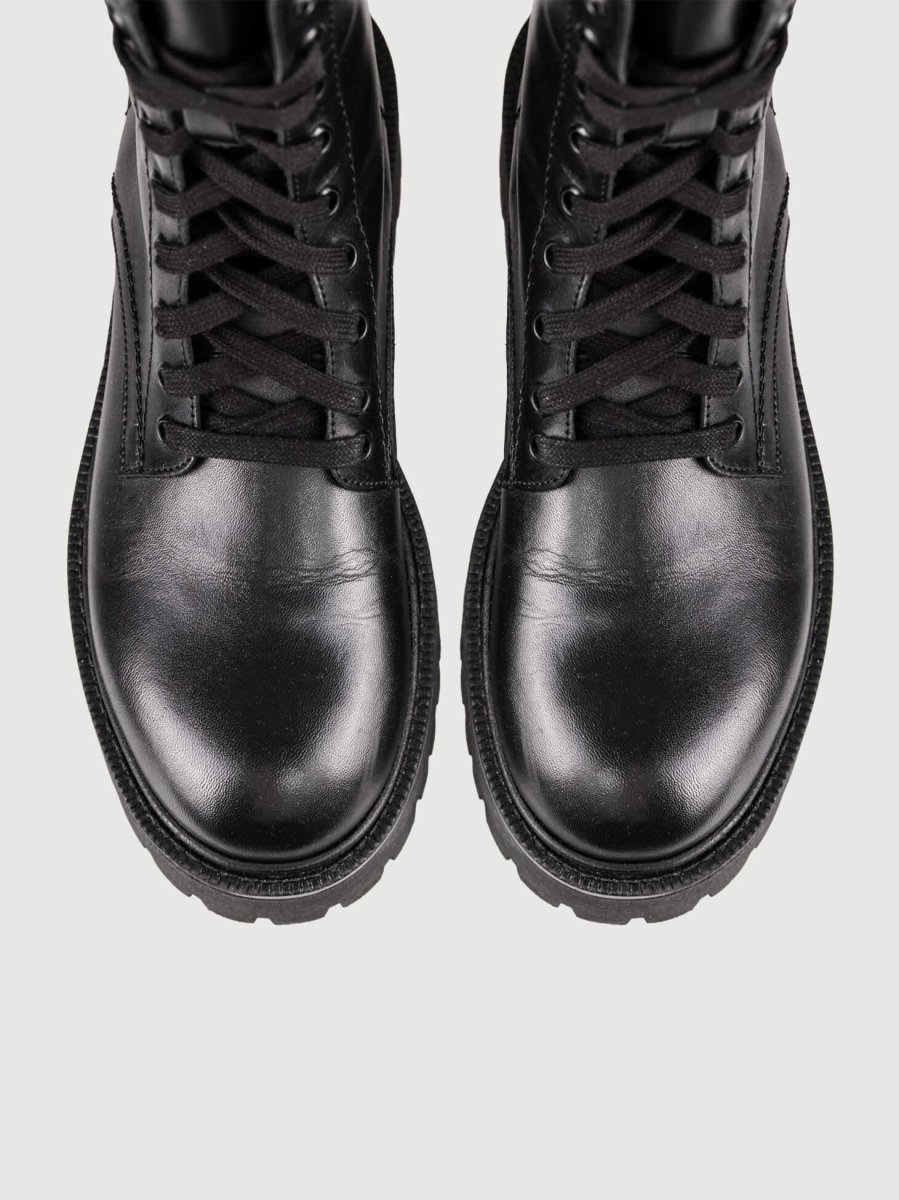 ANFIBIO IN PELLE CON ZIP POSTERIORE - immagine 5