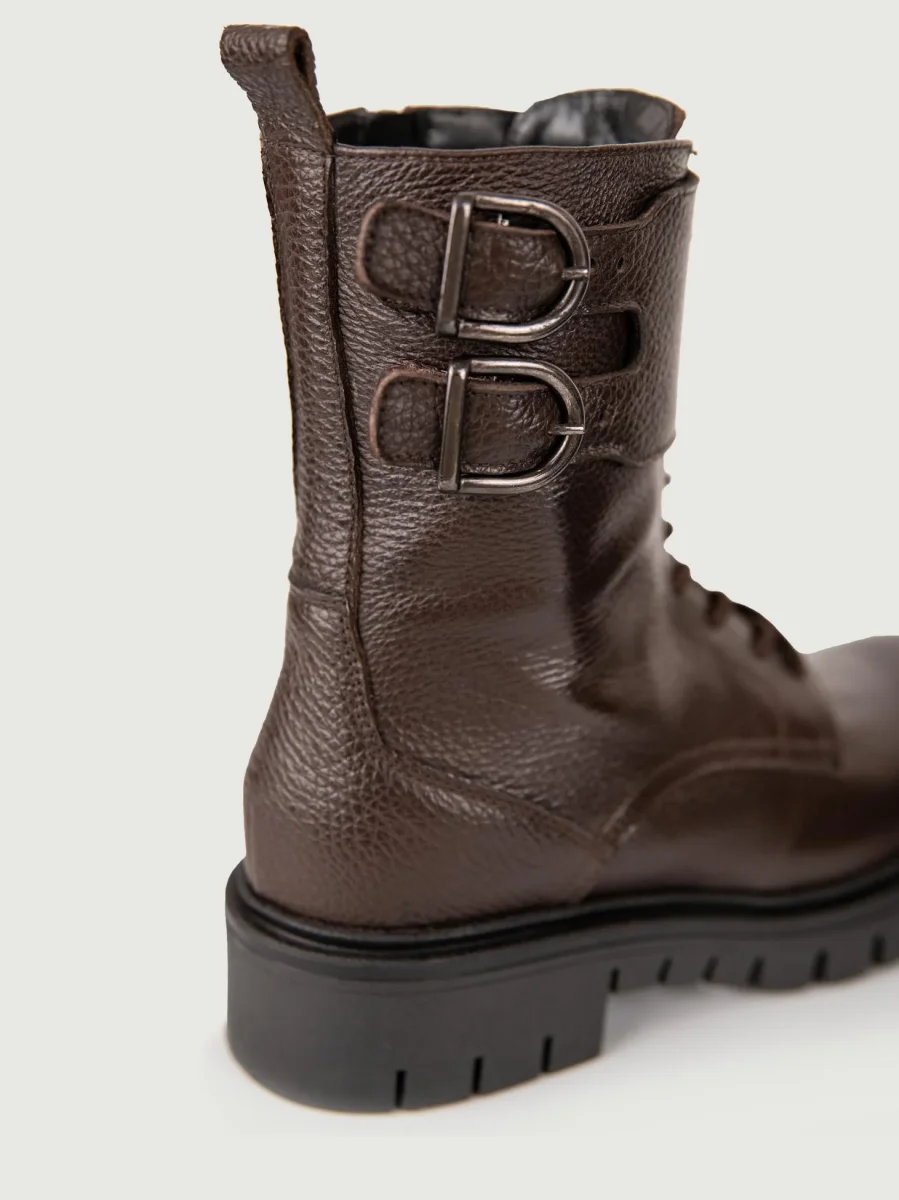 ANFIBIO IN PELLE MARTELLATA MARRONE - immagine 6