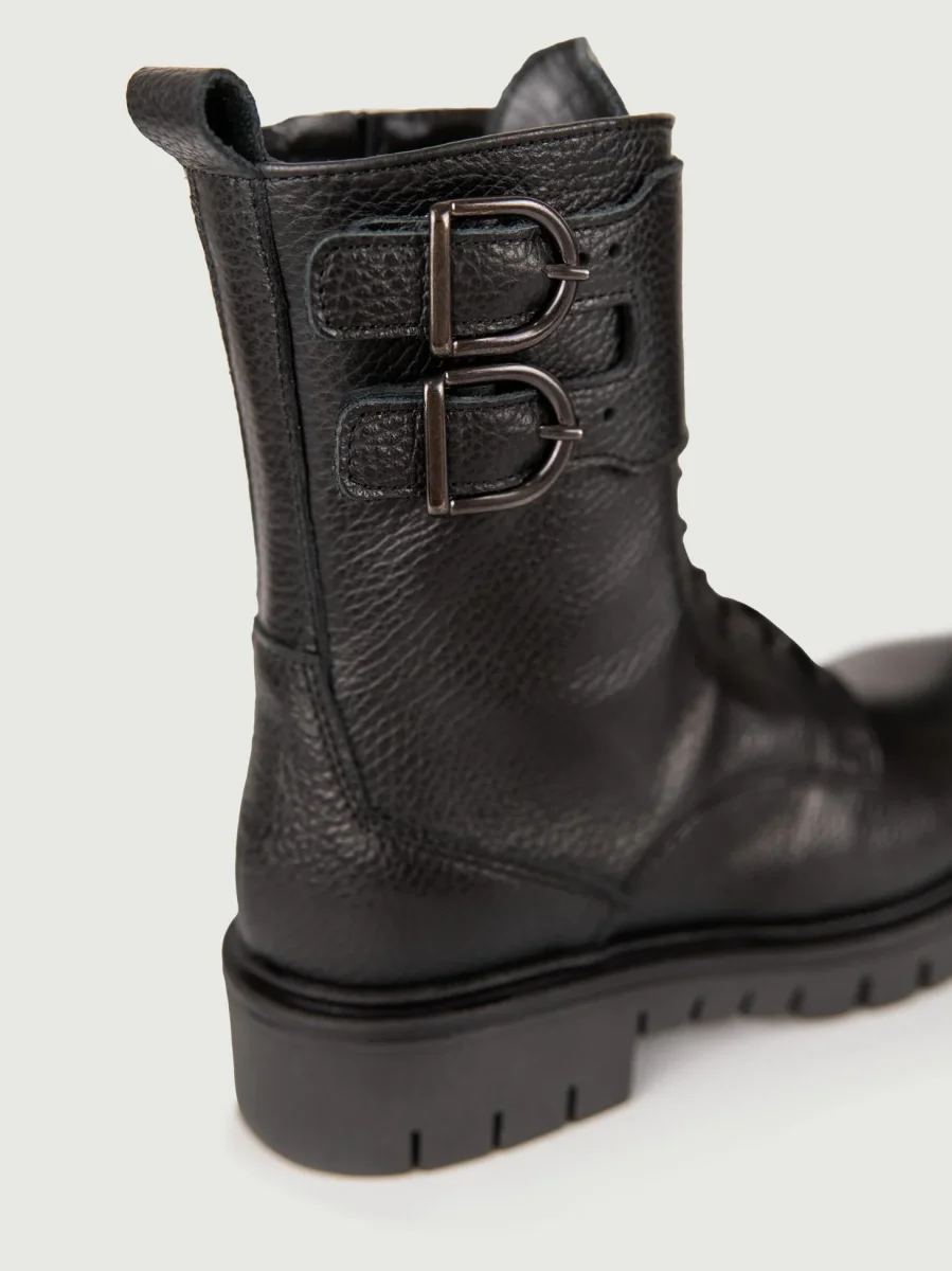 ANFIBIO IN PELLE MARTELLATA NERA - immagine 6