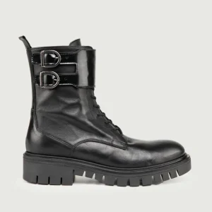 ANFIBIO IN PELLE NERA