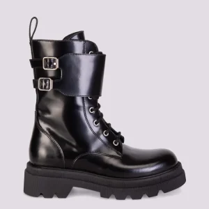 ANFIBIO IN PELLE SPAZZOLATA CON FIBBIA TWEED