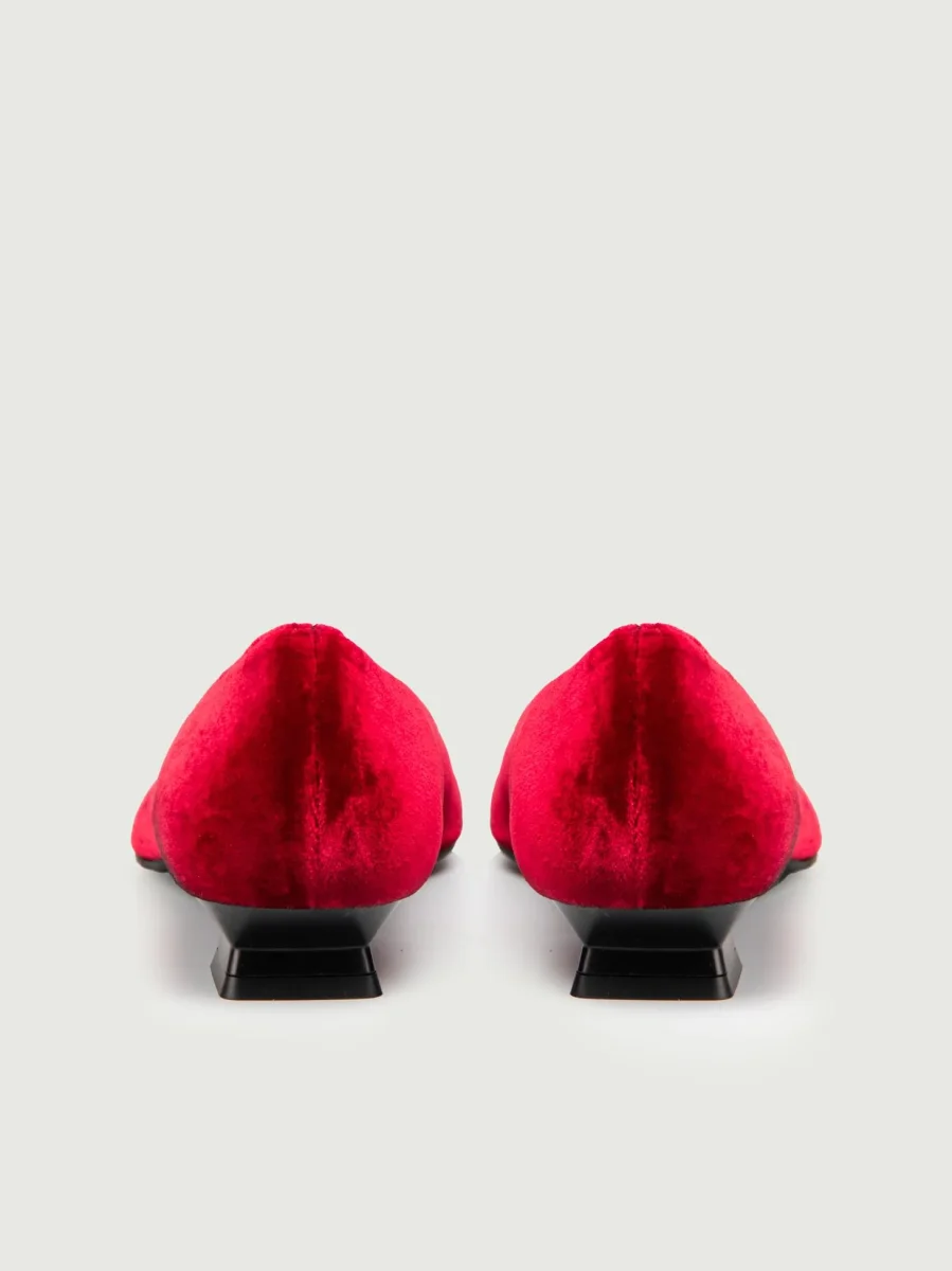 BALLERINA IN VELLUTO ROSSO - immagine 4