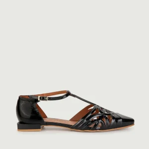 BALLERINE IN VERNICE NERA CON LACCETTO A T