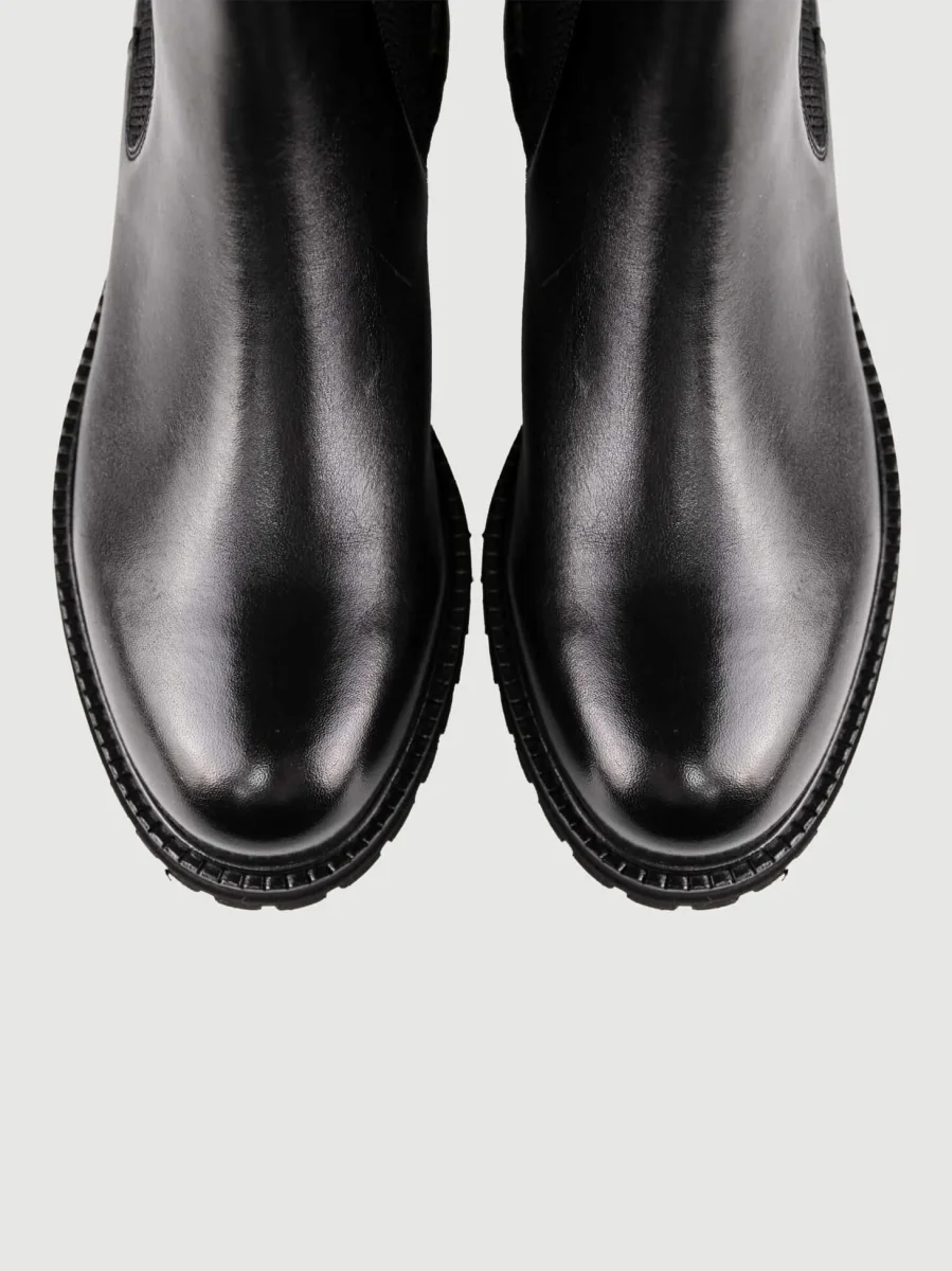 BEATLES IN PELLE NERA - immagine 5