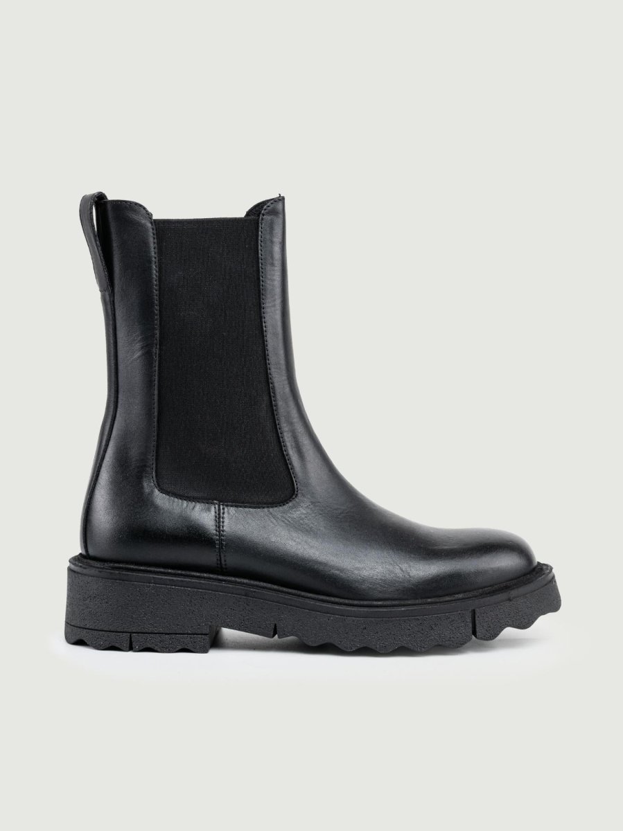 BEATLES IN PELLE NERO