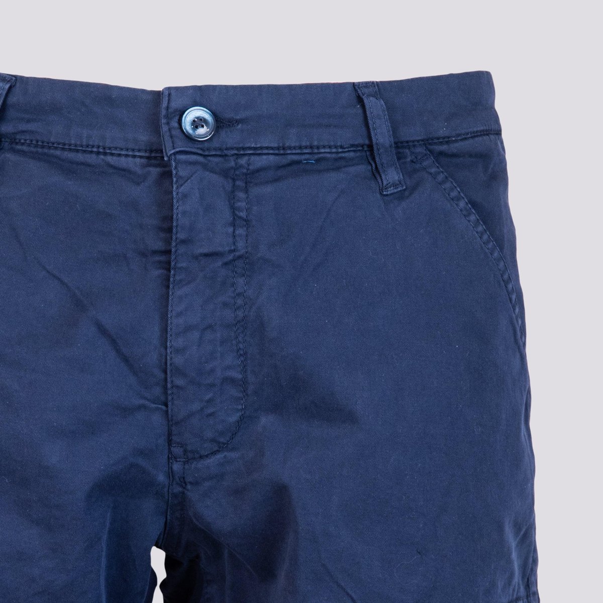 BERMUDA CON TASCONI MODELLO CARGO - immagine 5