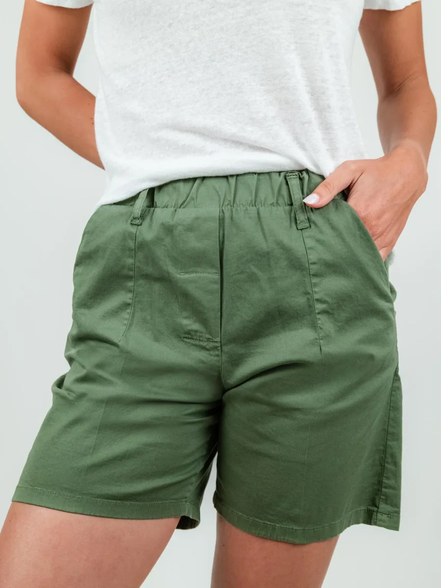 BERMUDA IN COTONE VERDE MILITARE - immagine 6