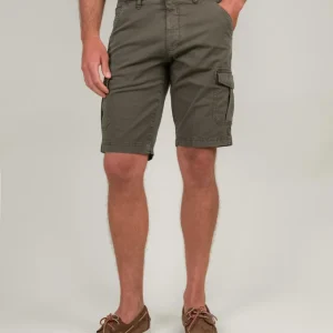 BERMUDA VERDONE CON TASCONI