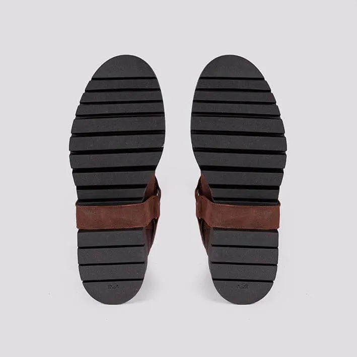 BIKER IN CAMOSCIO CON FIBBIA E CARRO ARMATO - immagine 3