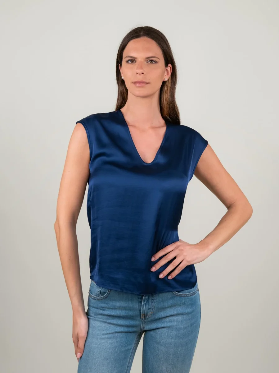 BLUSA CON SCOLLO A V E MANICA CORTA IN RASO BLU