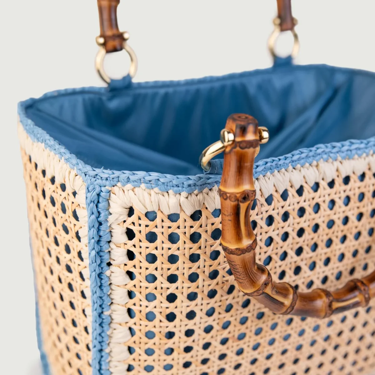 BORSA A MANO IN RAFIA NATURALE E AZZURRO - immagine 4