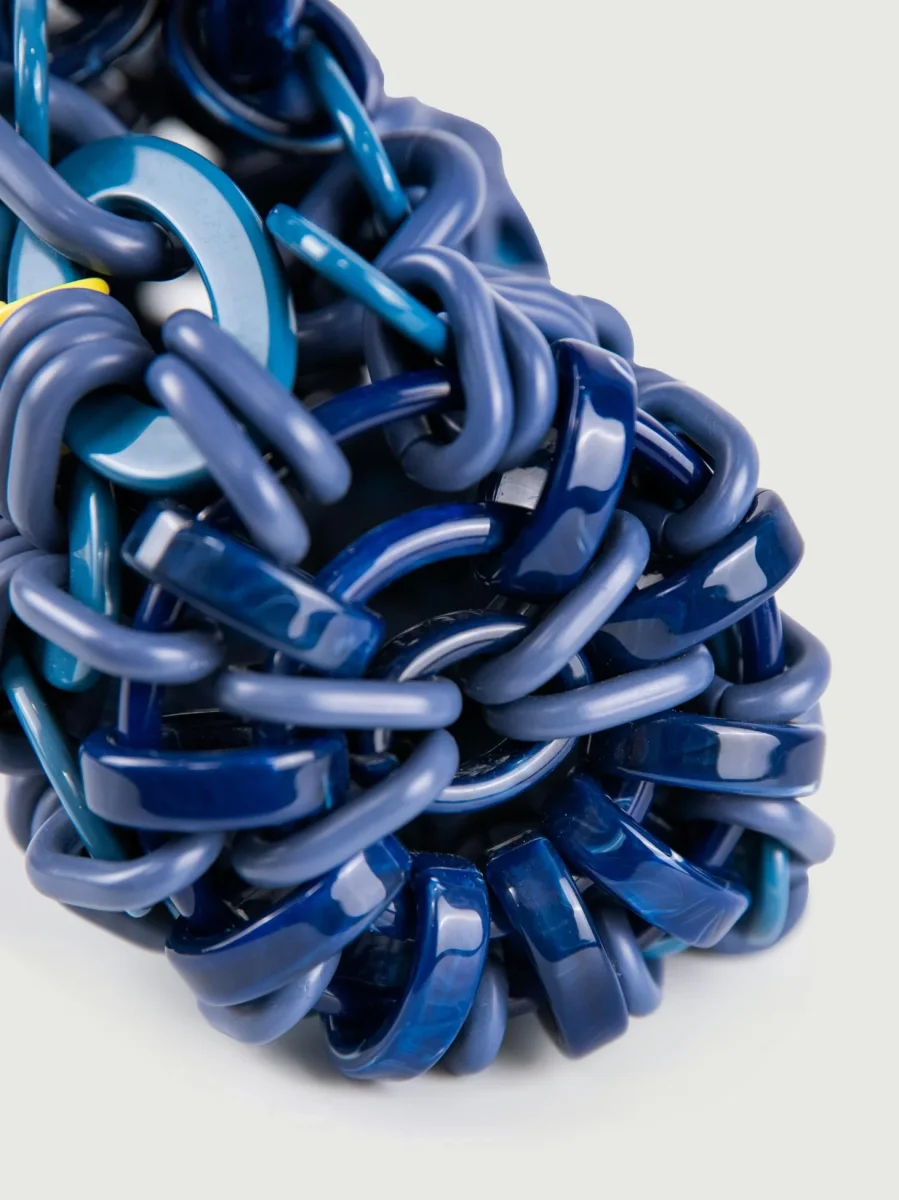 BORSA A MANO LOOP IN RESINA MULTICOLOR BLU - immagine 7