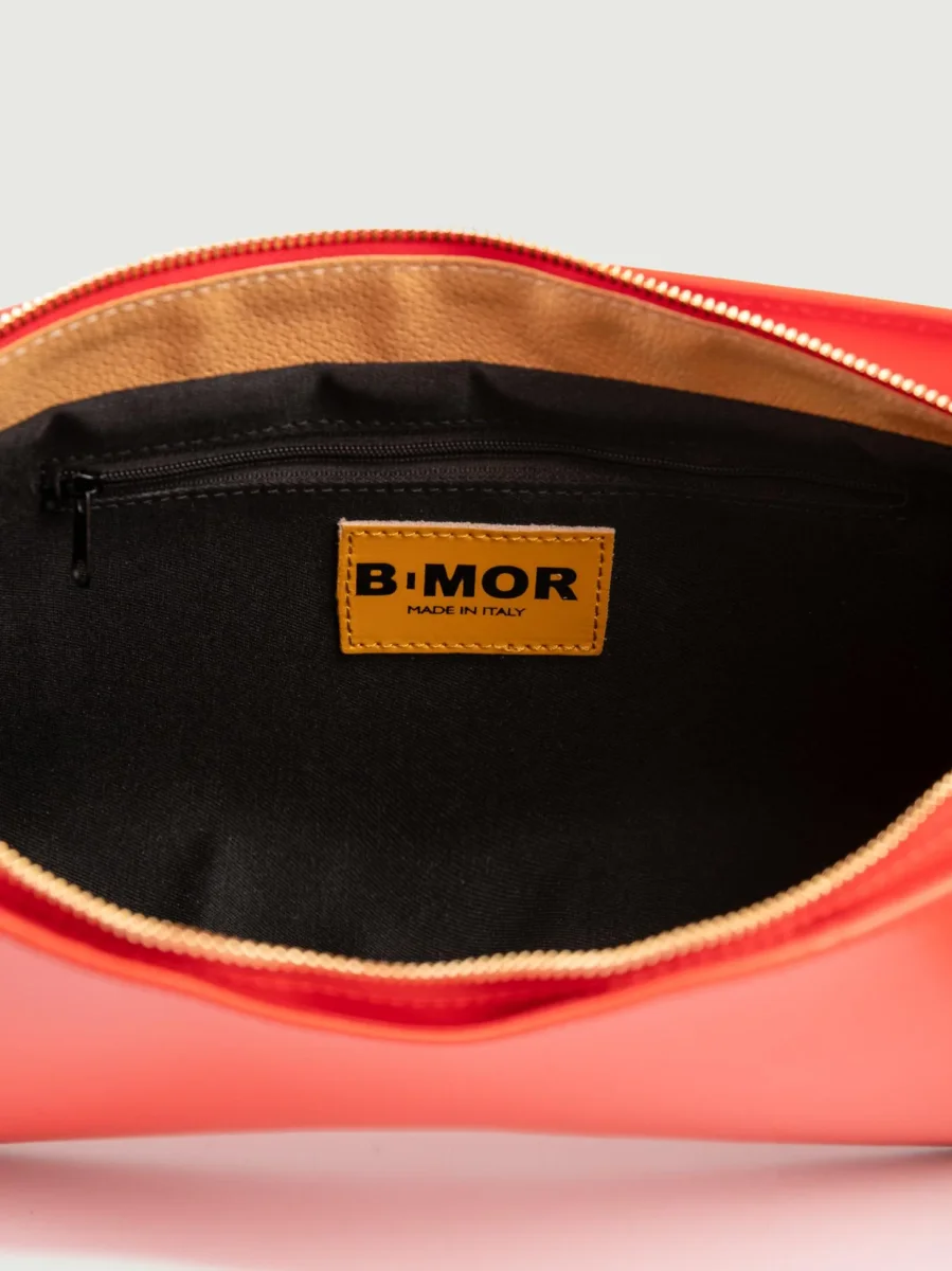 BORSA A SPALLA SEVENTY CORALLO IN VERNICE - immagine 5