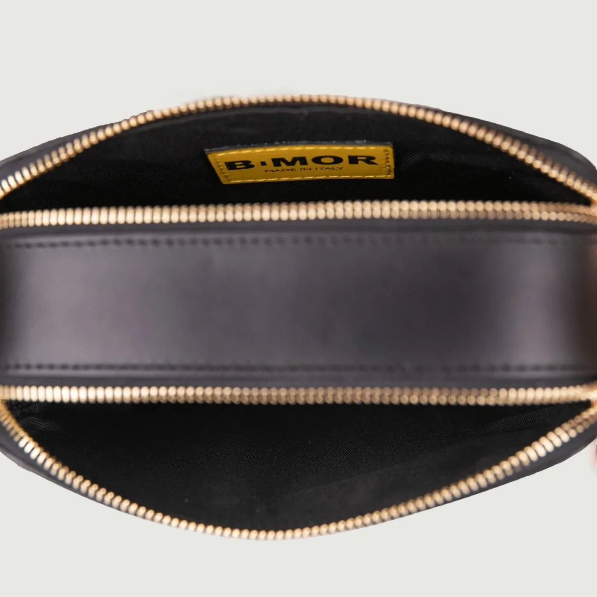 BORSA A TRACOLLA IN PELLE NERA YOURS - immagine 5