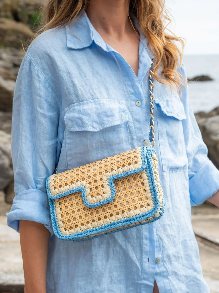 BORSA A TRACOLLA IN RAFIA NATURALE E AZZURRO - immagine 7