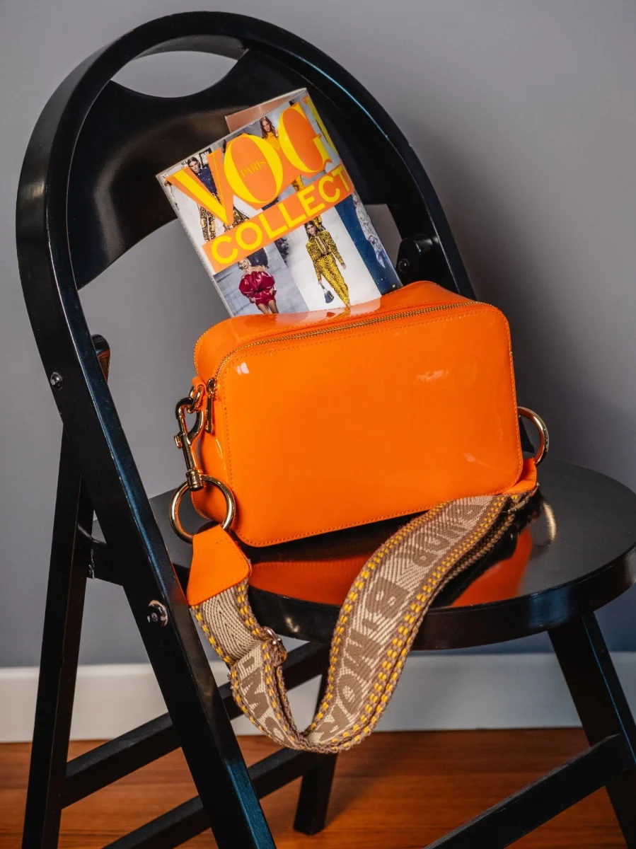 BORSA A TRACOLLA MAXI YOURS ARANCIONE IN PELLE VERNICE - immagine 7