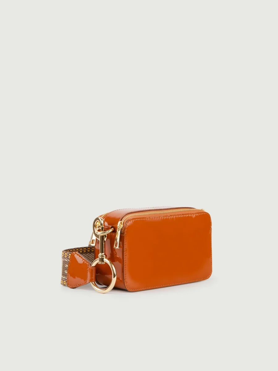 BORSA A TRACOLLA YOURS MATTONE IN PELLE VERNICE - immagine 3