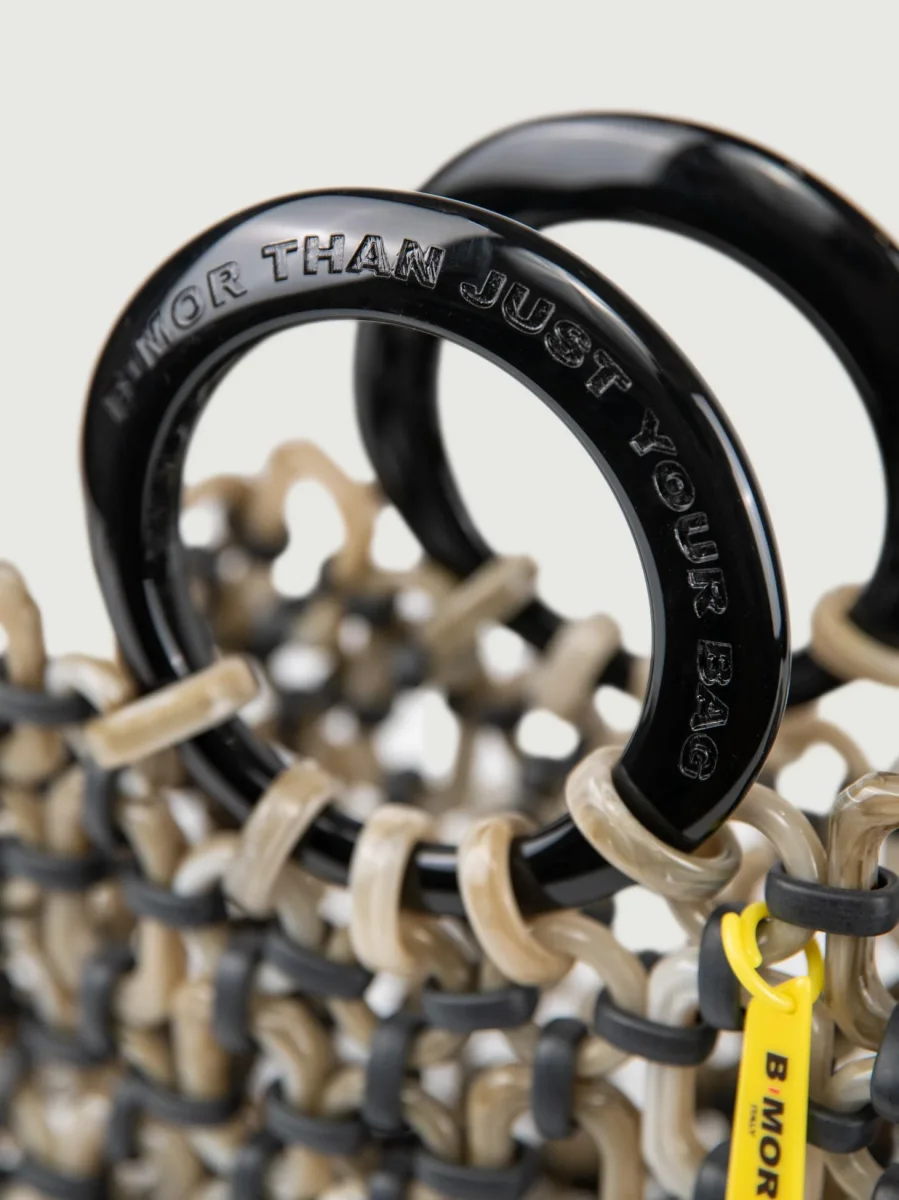 BORSA CON MANICI DOLL IN RESINA MULTICOLOR LIQUIRIZIA - immagine 6