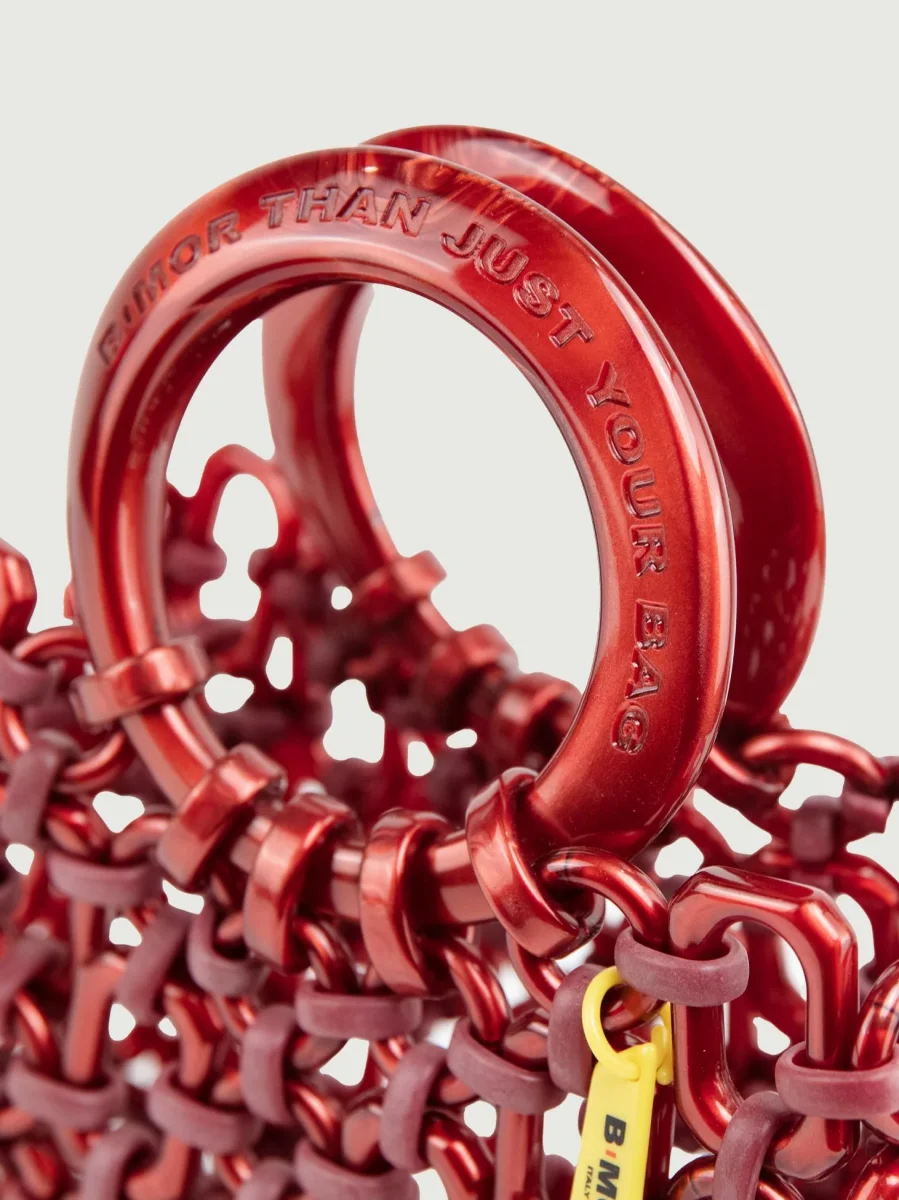 BORSA DOLL IN RESINA ROSSO METALLIZZATO - immagine 4