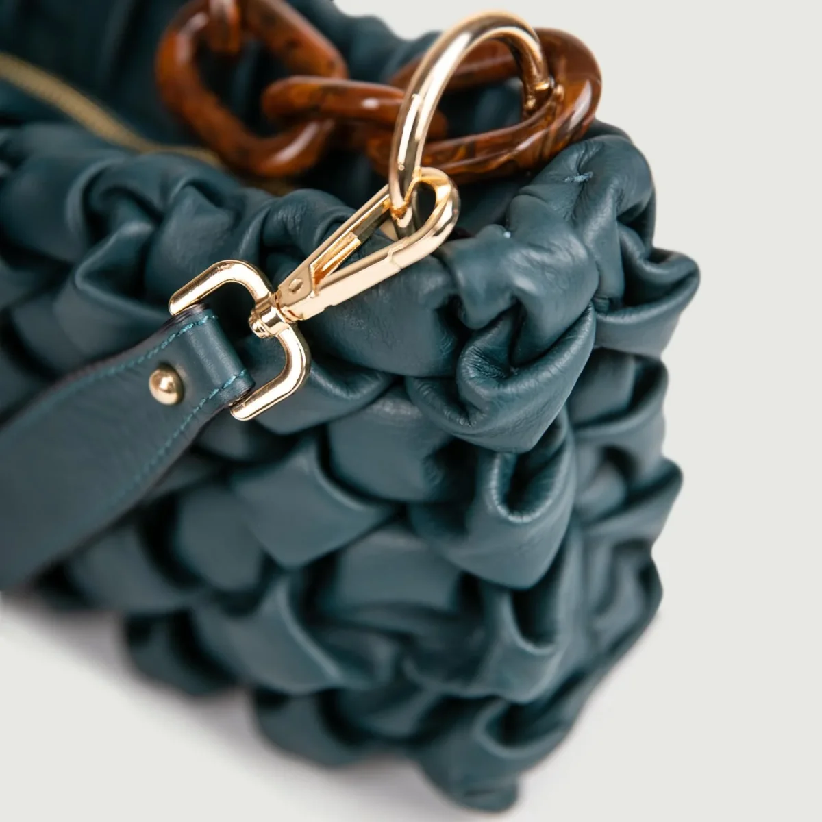 BORSA IN PELLE INTRECCIATA OTTANIO "CURLY" - immagine 7