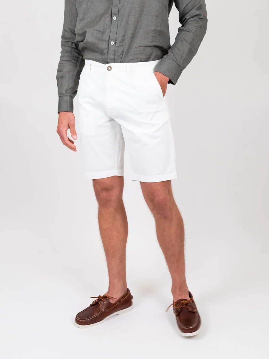 Bermuda in cotone tinta unita bianco