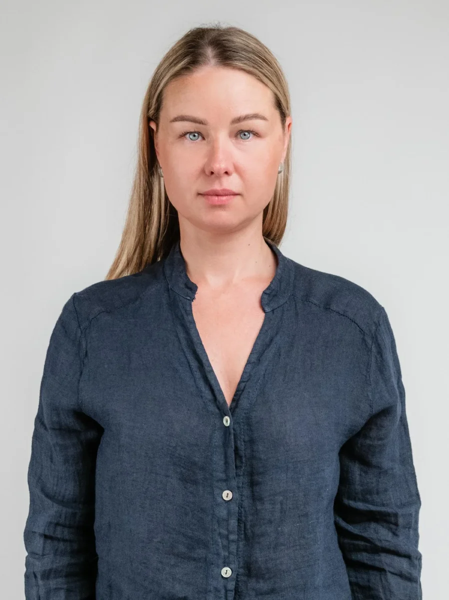 CAMICIA ALLA COREANA IN LINO BLU - immagine 5