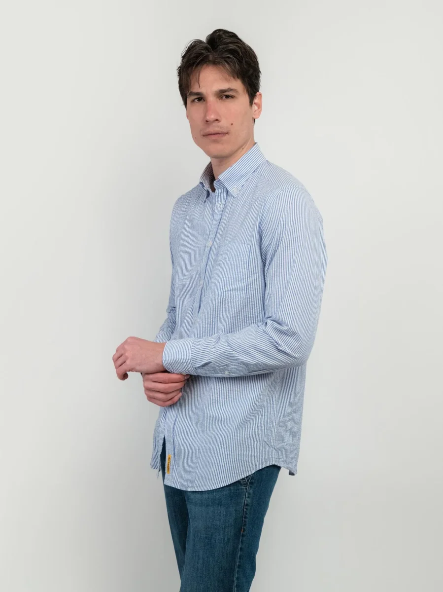 CAMICIA  IN COTONE BOTTON DOWN A RIGHE BIANCHE E AZZURRE - immagine 3