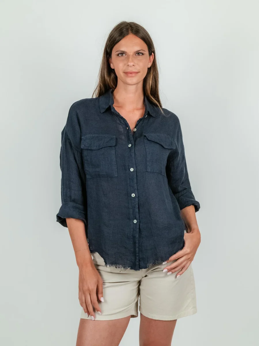 CAMICIA IN LINO BLU CON FONDO SFRANGIATO