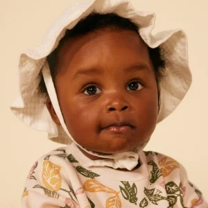 CAPPELLINO OPERATO BEBÈ TINTA UNITA