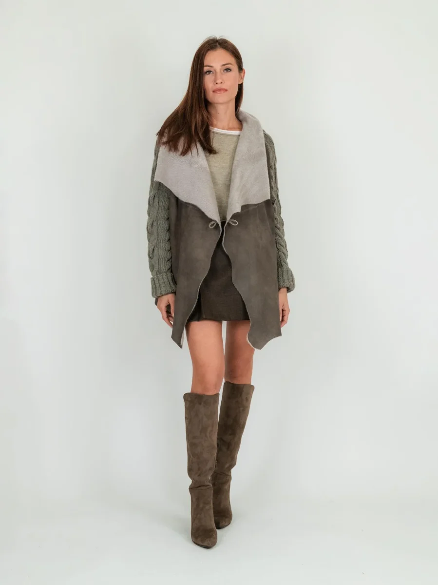 CAPPOTTO IN PELLE E MAGLIA CON TRECCE - immagine 7