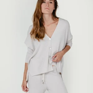 CARDIGAN CON BOTTONI PANNA