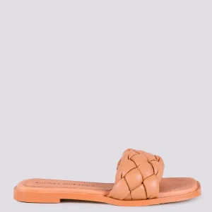 CIABATTA IN PELLE CON INTRECCIO