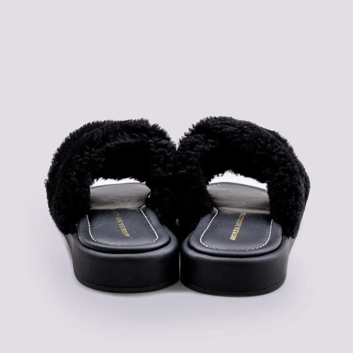 CIABATTA IN PELLE NERA CON PELO ECOLOGICO - immagine 6