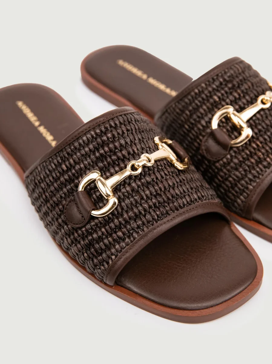 CIABATTINA IN RAFIA MARRONE - immagine 4