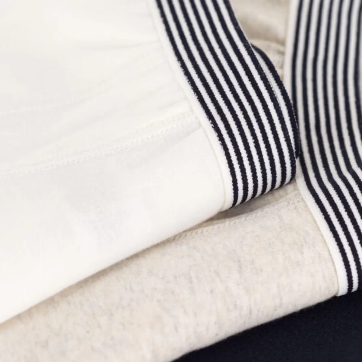 CONFEZIONE DA 3 BOXER BAMBINO IN COTONE TINTA UNITA - immagine 4