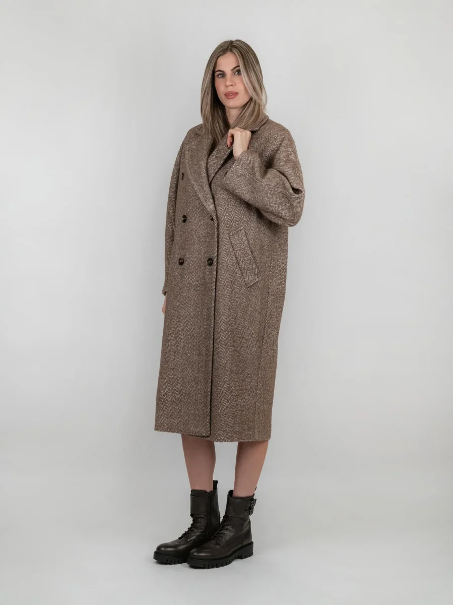 Cappotto doppiopetto marrone spigato - immagine 3