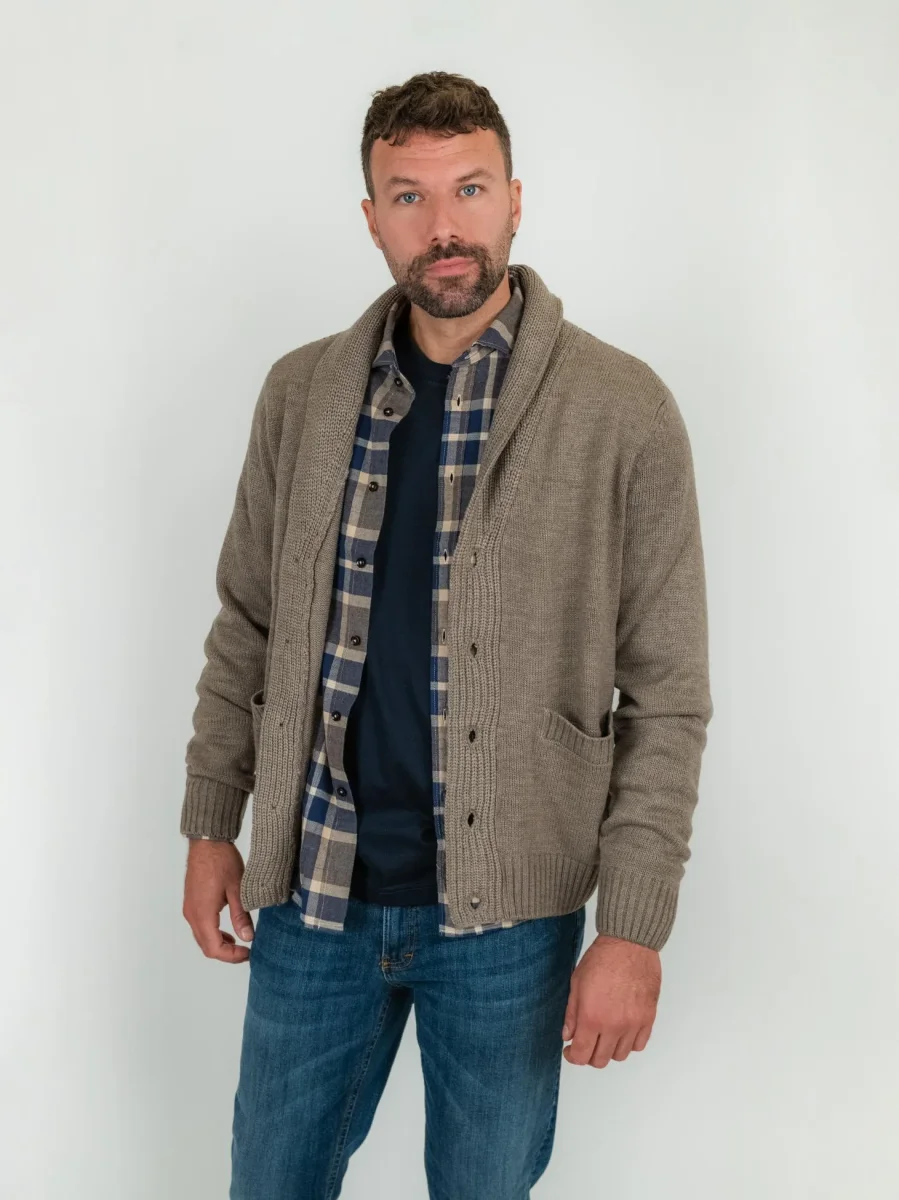 Cardigan beige in misto lana con collo a scialle - immagine 6