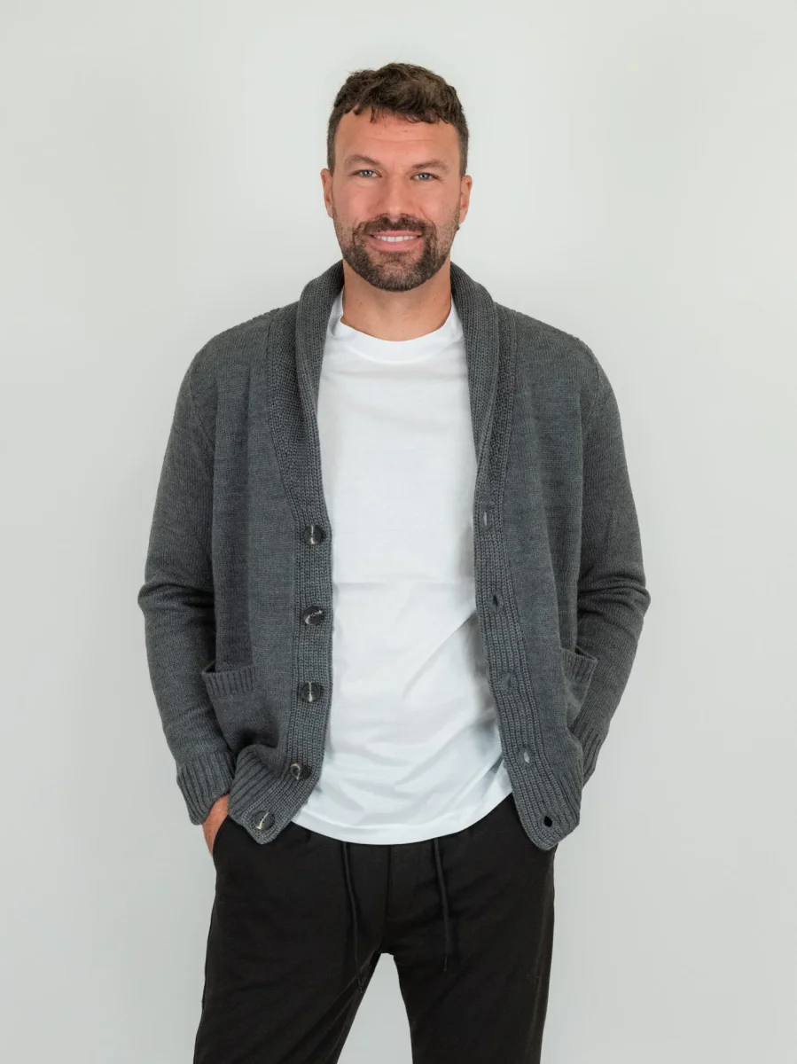 Cardigan grigio in misto lana con collo a scialle - immagine 5