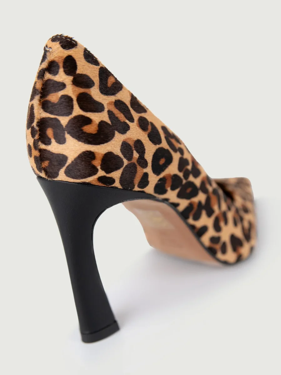 DÉCOLLETÉ IN CAVALLINO MACULATO - immagine 6