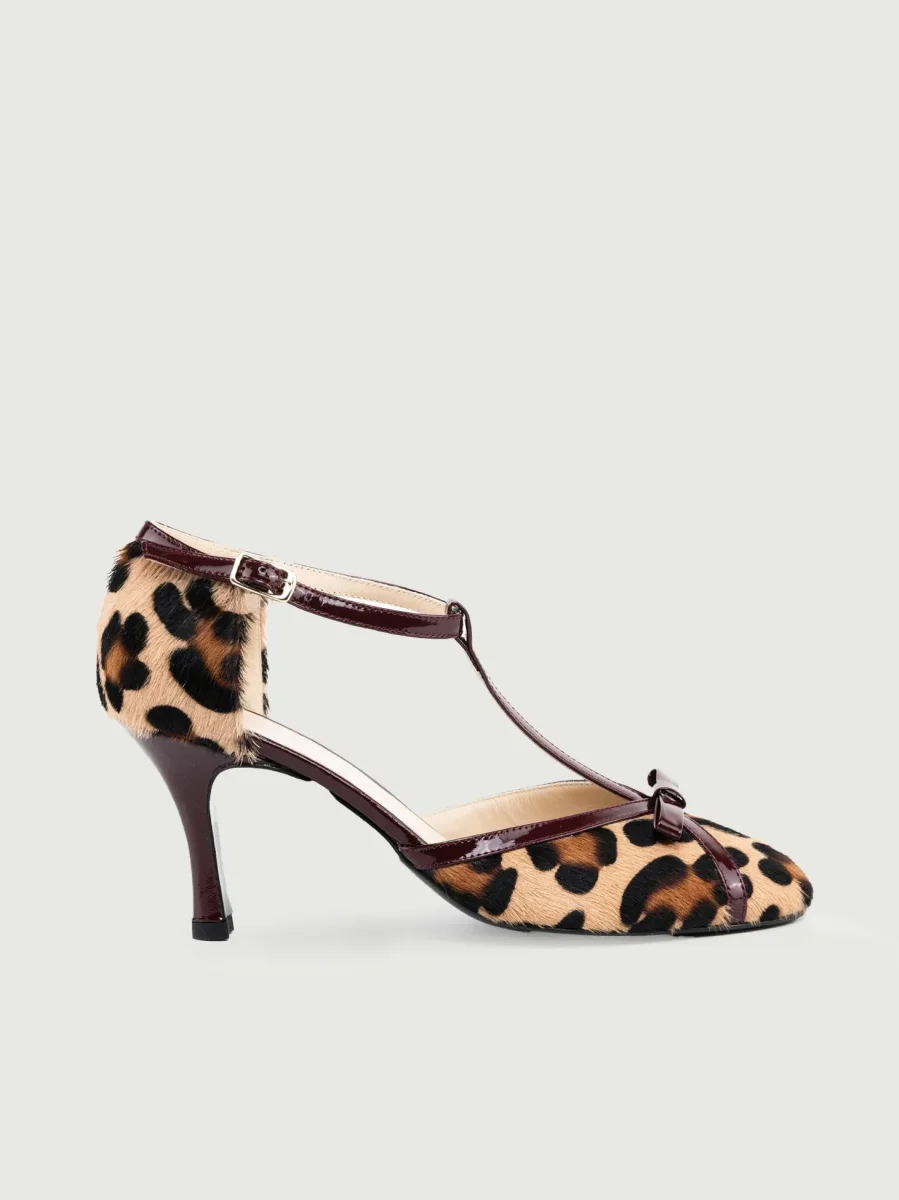 DÉCOLLETÉ  T-BAR IN CAVALLINO MACULATO