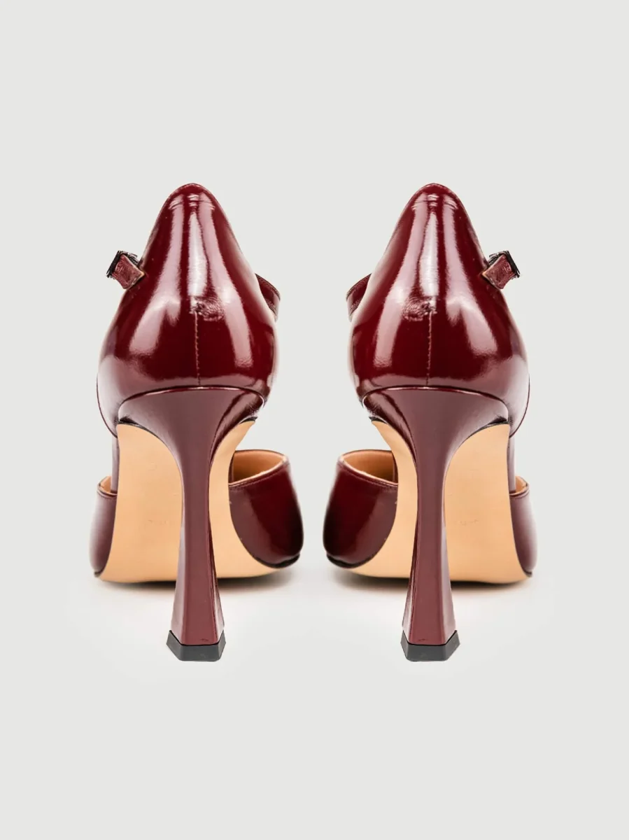 DECOLLETE T BAR IN VERNICE BORDEAUX - immagine 4